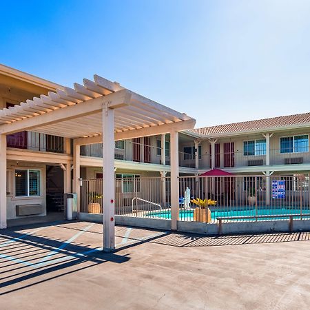 Best Western Hanford Inn Экстерьер фото
