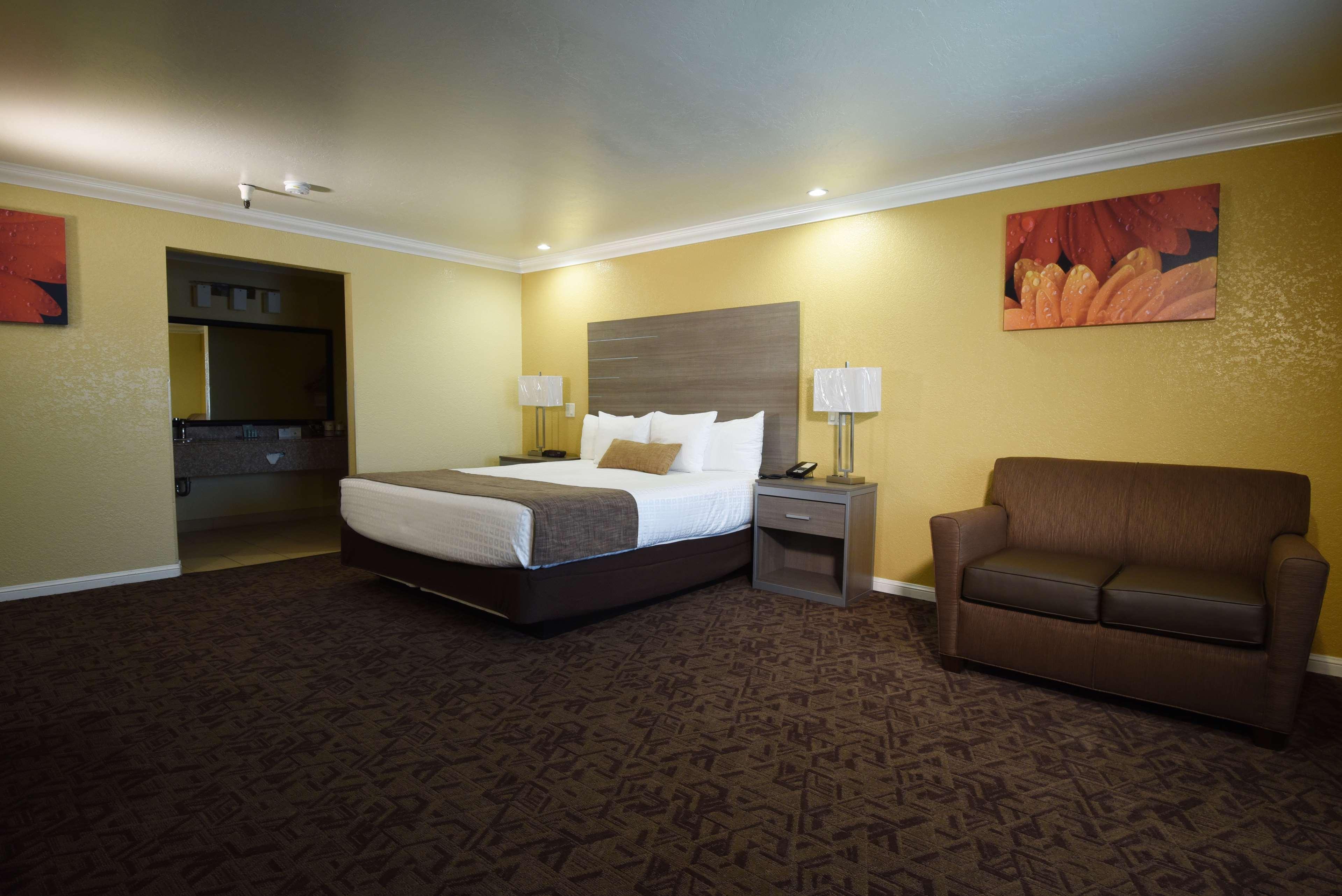 Best Western Hanford Inn Экстерьер фото