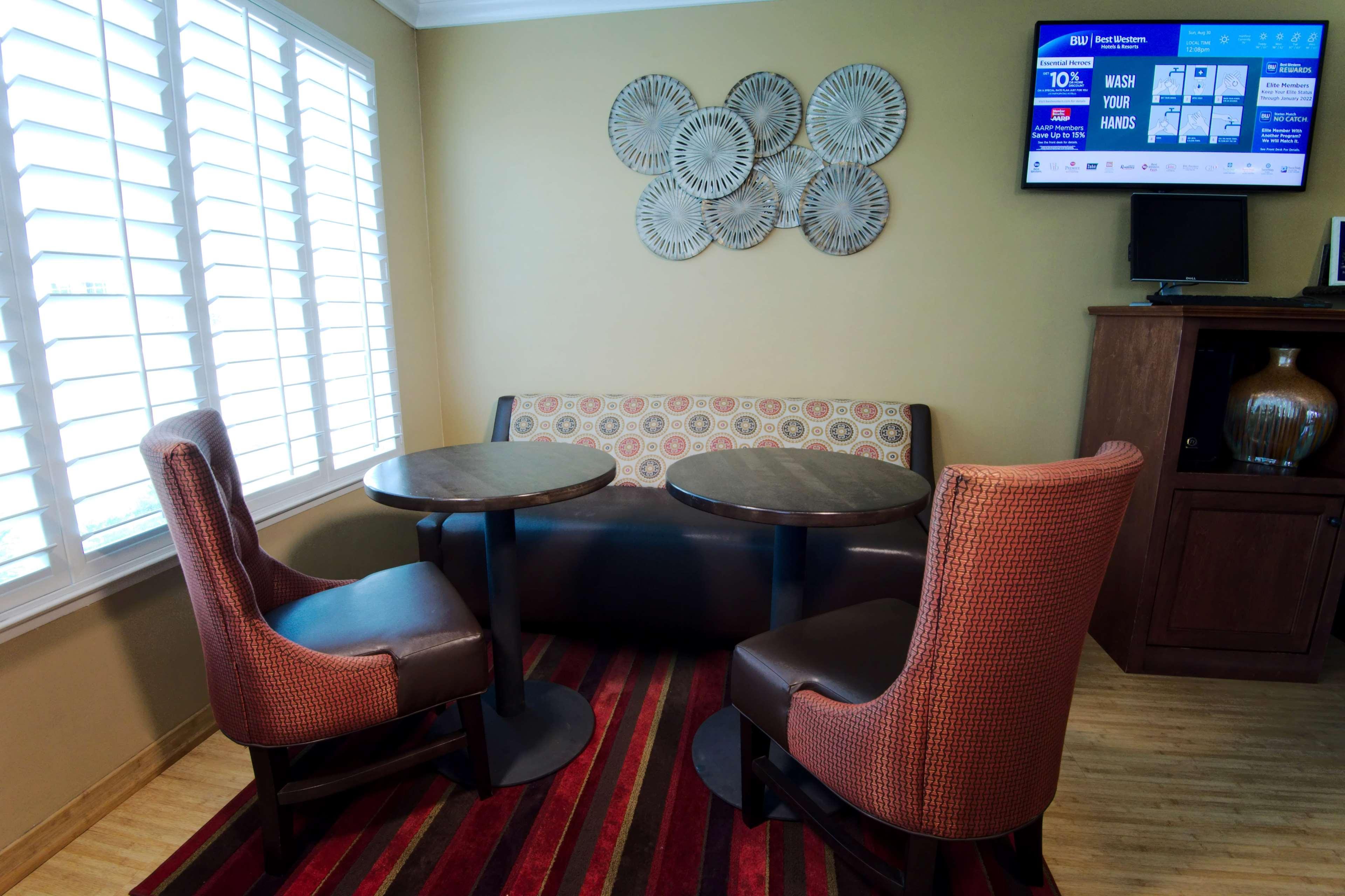 Best Western Hanford Inn Экстерьер фото