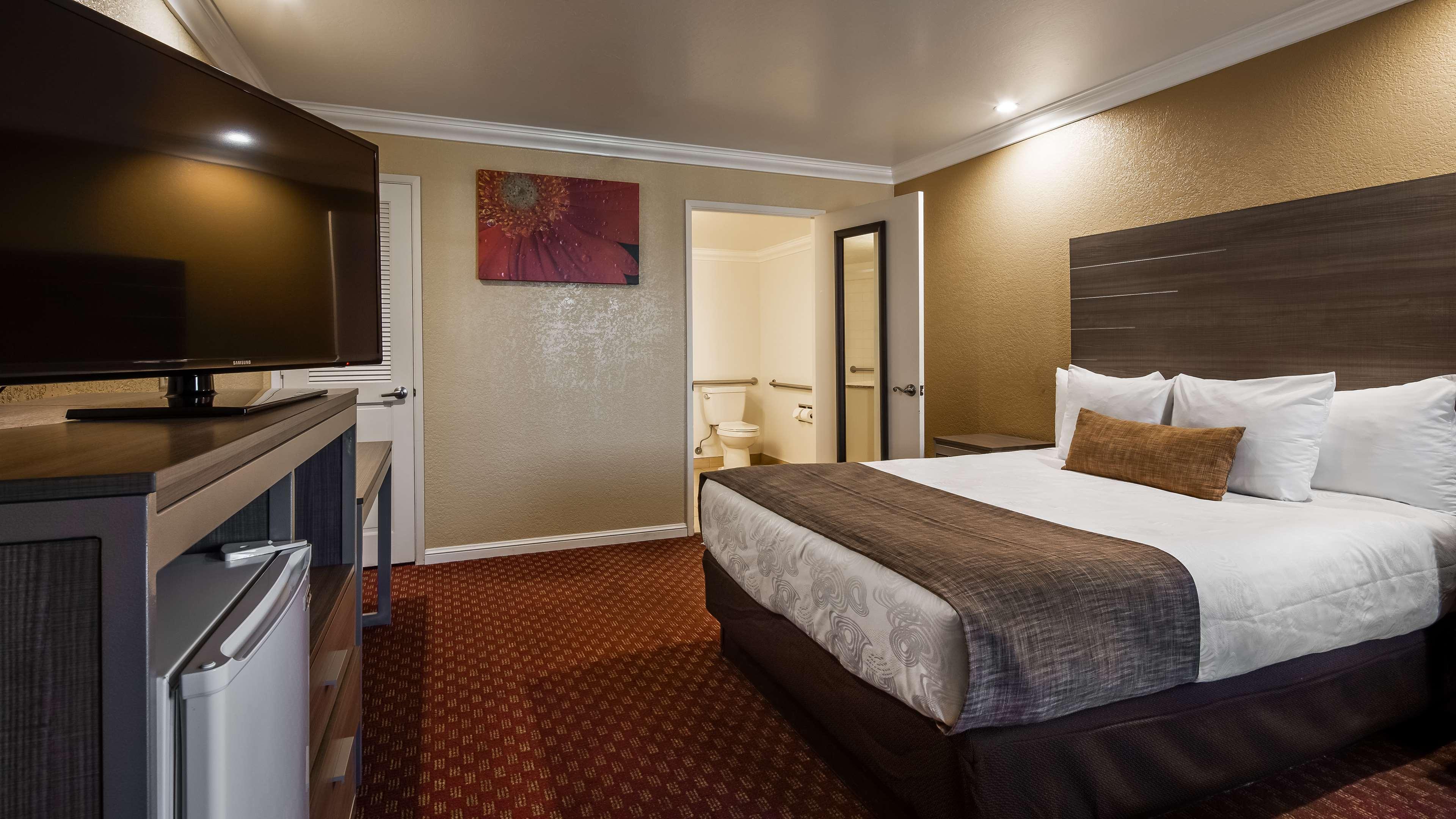 Best Western Hanford Inn Экстерьер фото