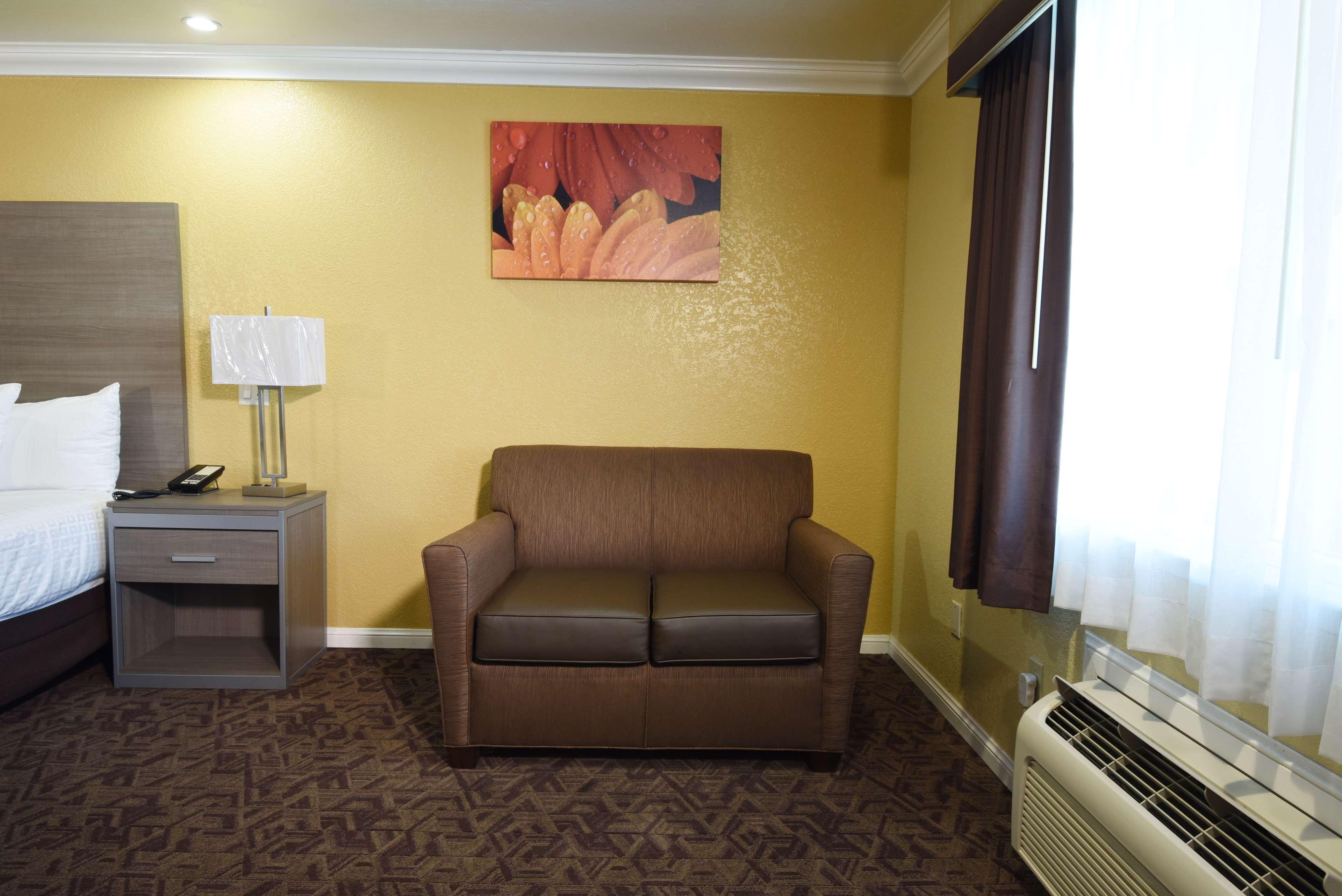 Best Western Hanford Inn Экстерьер фото
