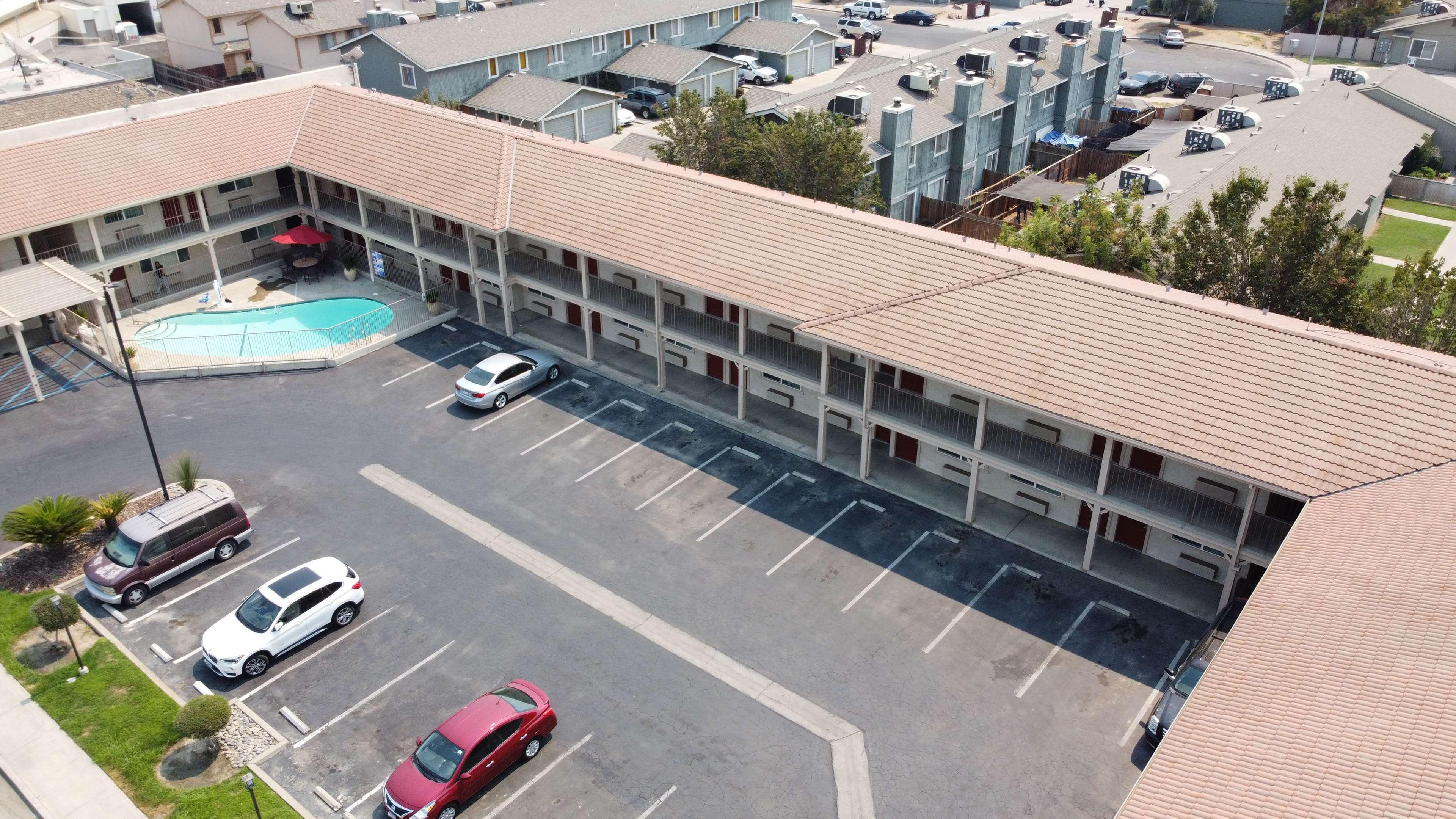 Best Western Hanford Inn Экстерьер фото