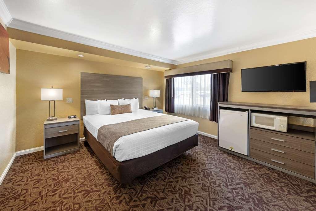 Best Western Hanford Inn Номер фото